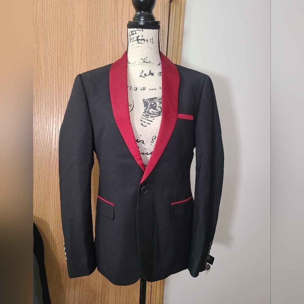 NWT Black Red Lapel Tuxedo Jacket Suit Coat